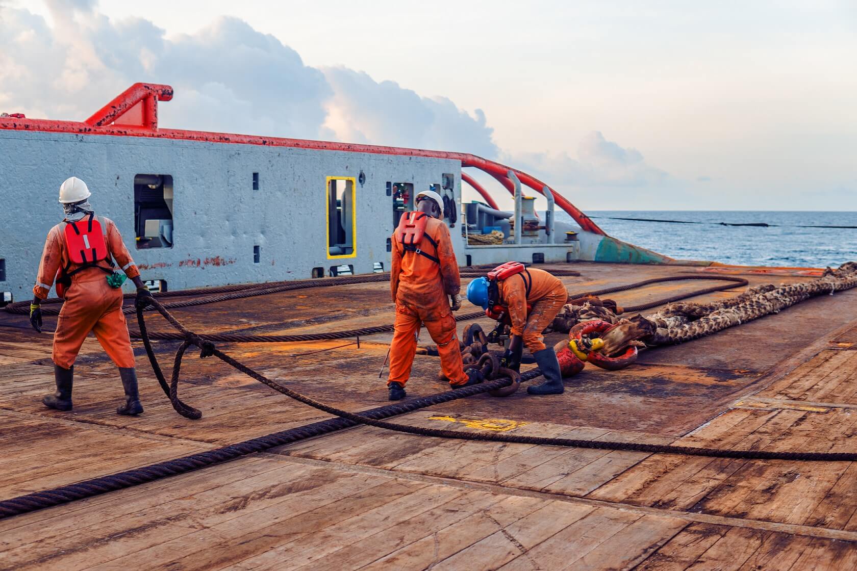 The future of oil exploration: innovations and challenges for oil companies